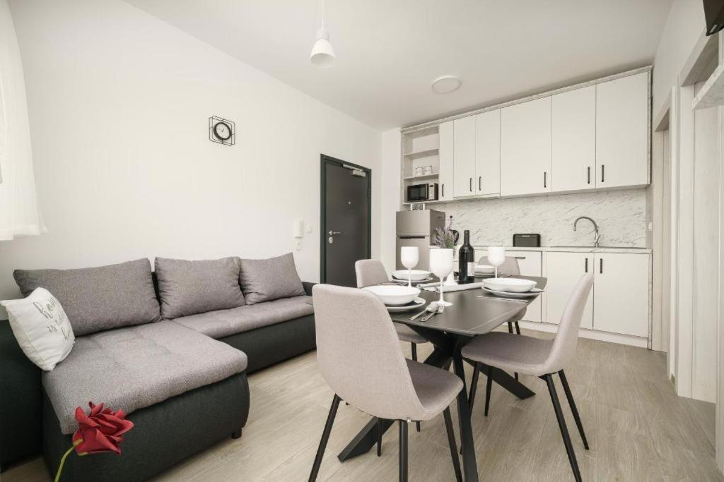 Apartment Stefanio Vodice Exterior photo