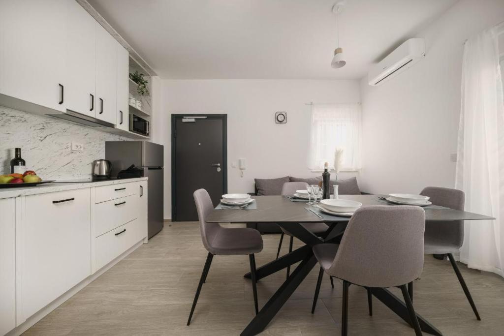 Apartment Stefanio Vodice Exterior photo